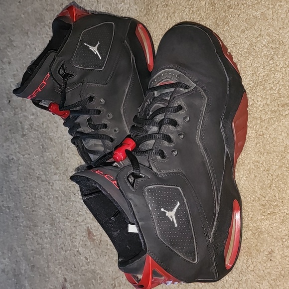 Air Jordan Nike shoes black red - Picture 8 of 9